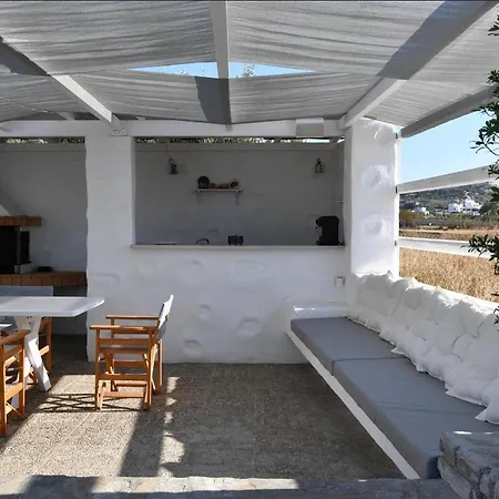 Anna Villa Naousa (Paros)