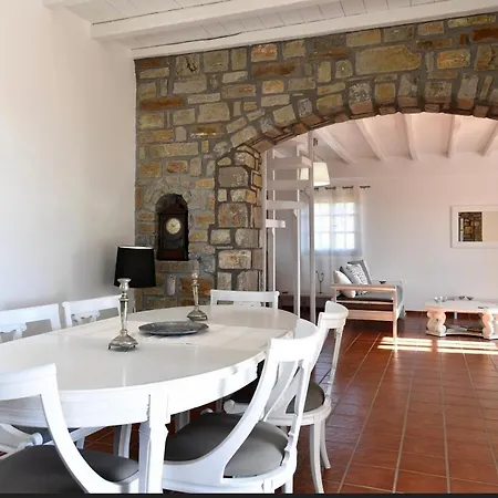 Anna Naousa (Paros)