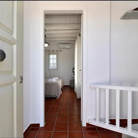 Anna Naousa (Paros)
